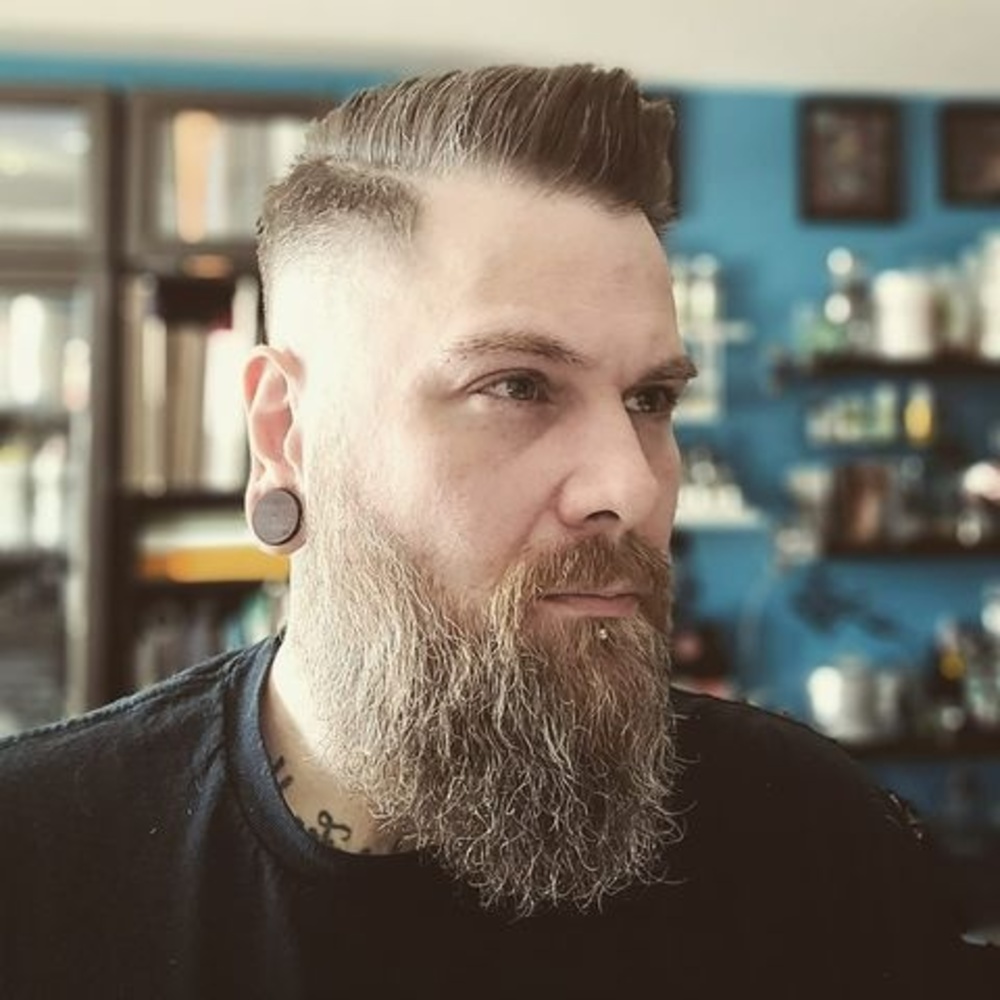 Meet your Posher, Martin
